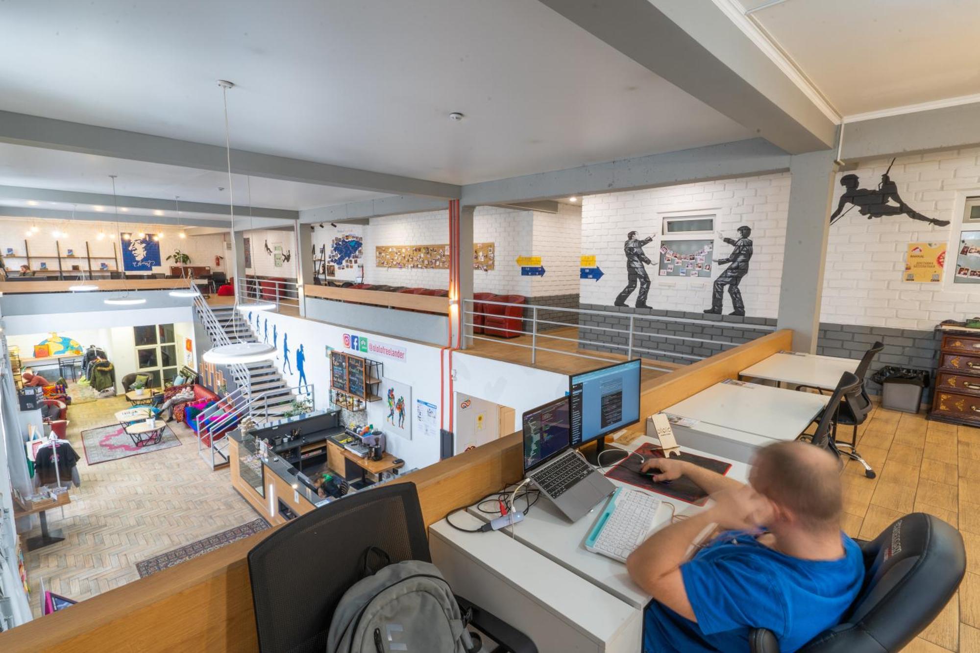 Ololofreelander Hostel&Coworking Bişkek Dış mekan fotoğraf