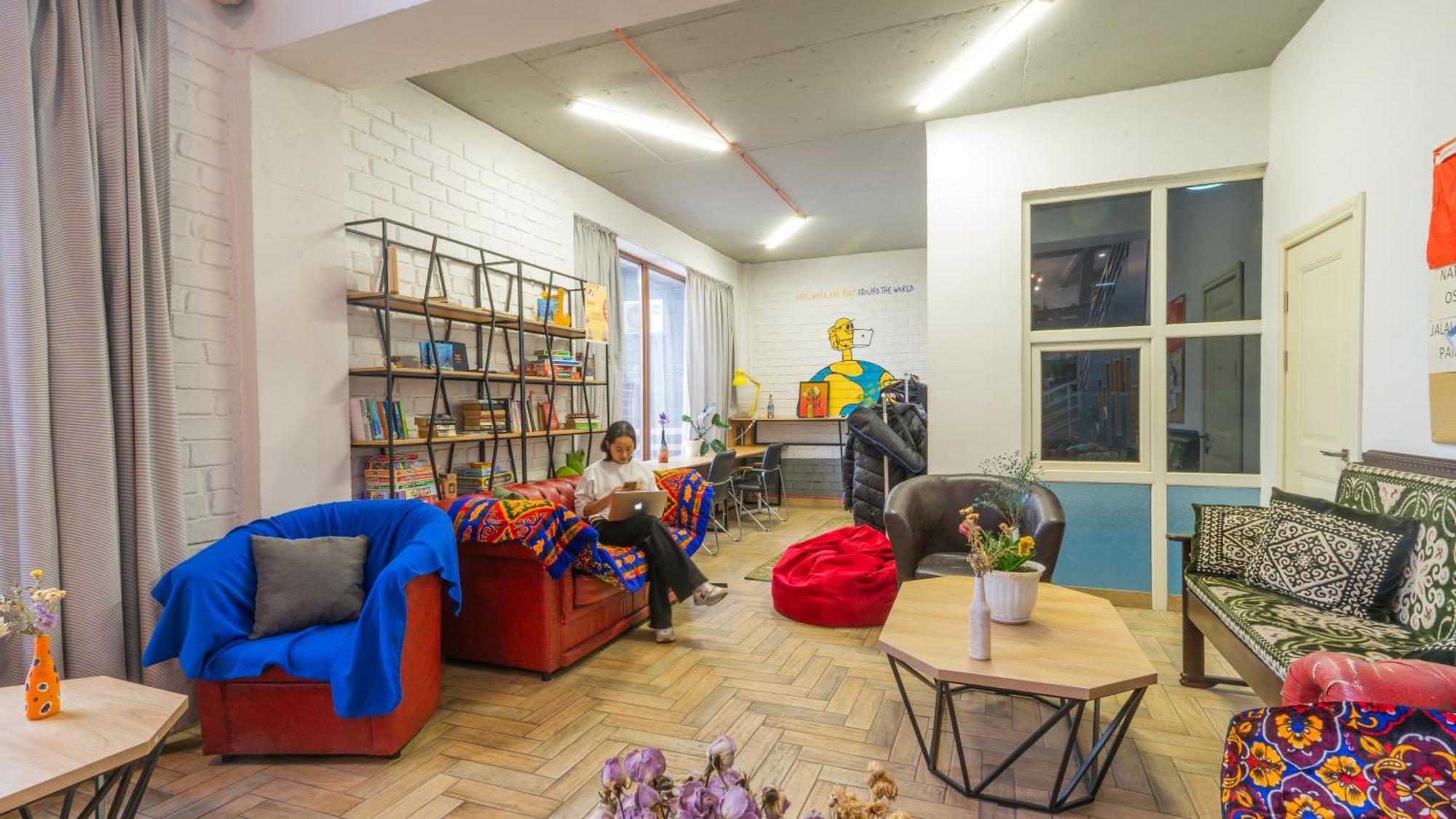 Ololofreelander Hostel&Coworking Bişkek Dış mekan fotoğraf