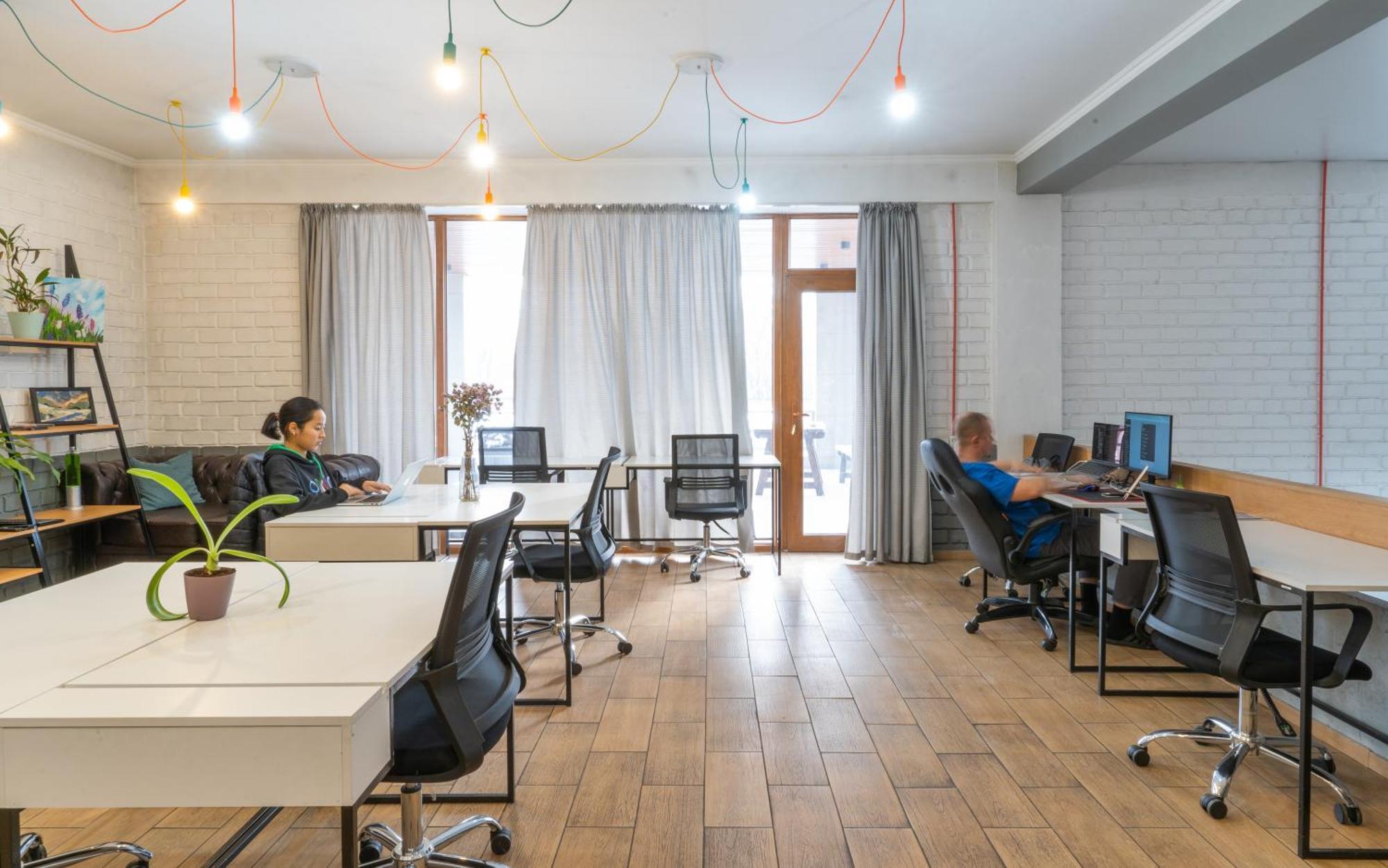 Ololofreelander Hostel&Coworking Bişkek Dış mekan fotoğraf