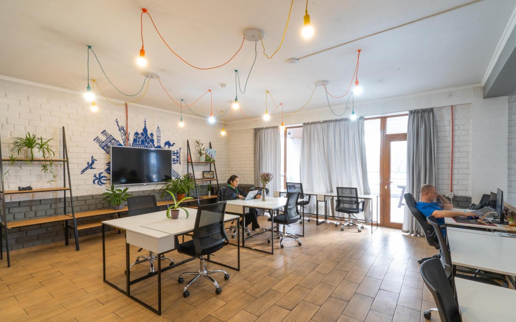 Ololofreelander Hostel&Coworking Bişkek Dış mekan fotoğraf