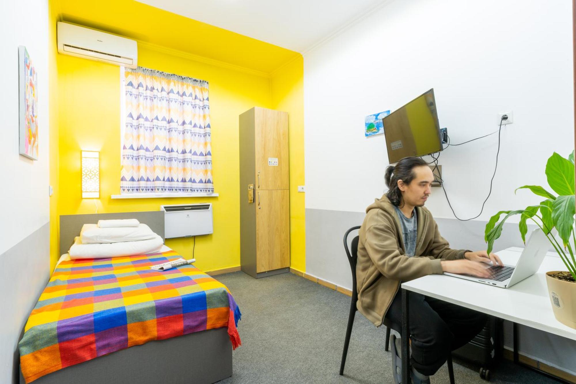 Ololofreelander Hostel&Coworking Bişkek Dış mekan fotoğraf